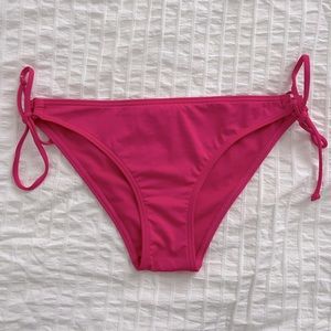 NWT La Vie En Rose Pink Bikini Bottoms - Size Small